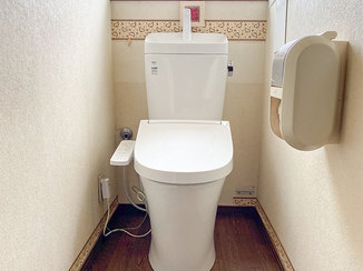 トイレリフォーム バリアフリー化＆内装変更で格段に使いやすくなったトイレ